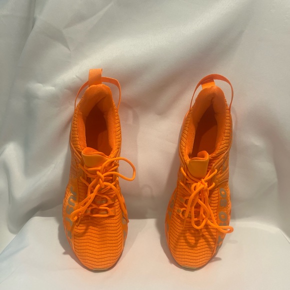 SO SO Women's Vibrant Orange Sneakers - Picture 5 of 12